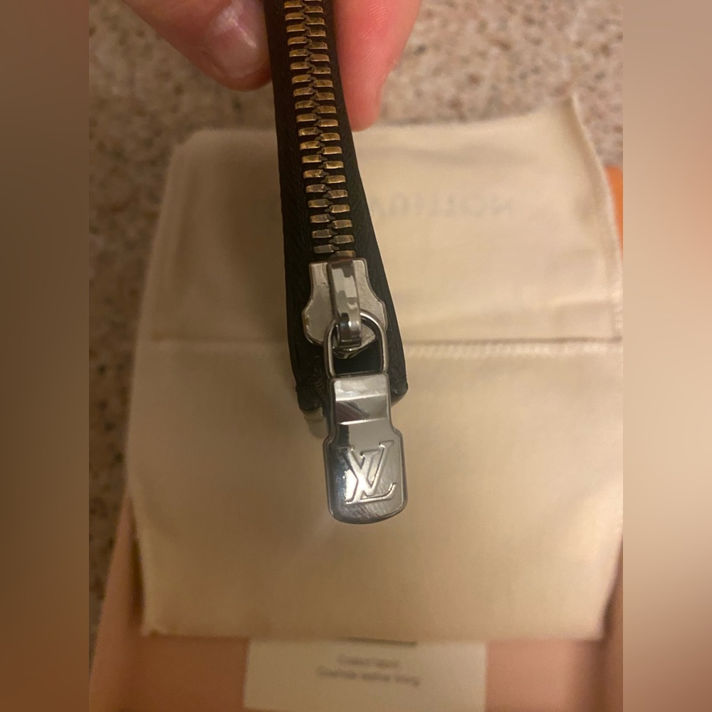 Euc Louis Vuitton Eclipse Monogram Coin Pouch - image 3